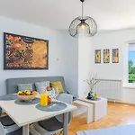 Apartment Vita 아파트 풀라