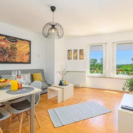 Apartment Vita *
